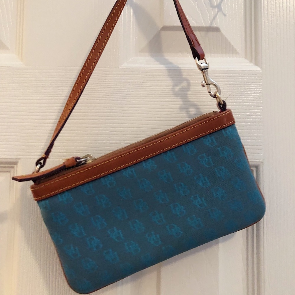 Dooney & Bourke Wristlet